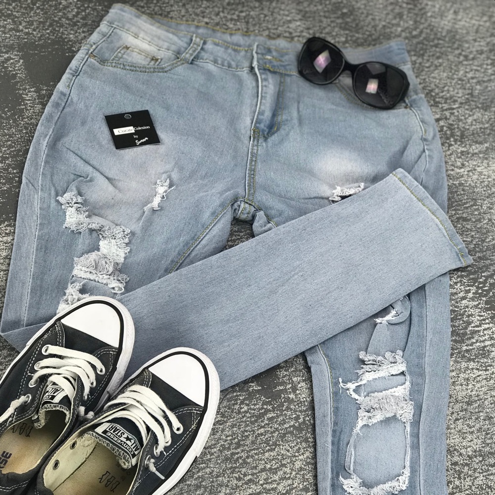 Distressed Skinny Jeans - Picture 2 of 7